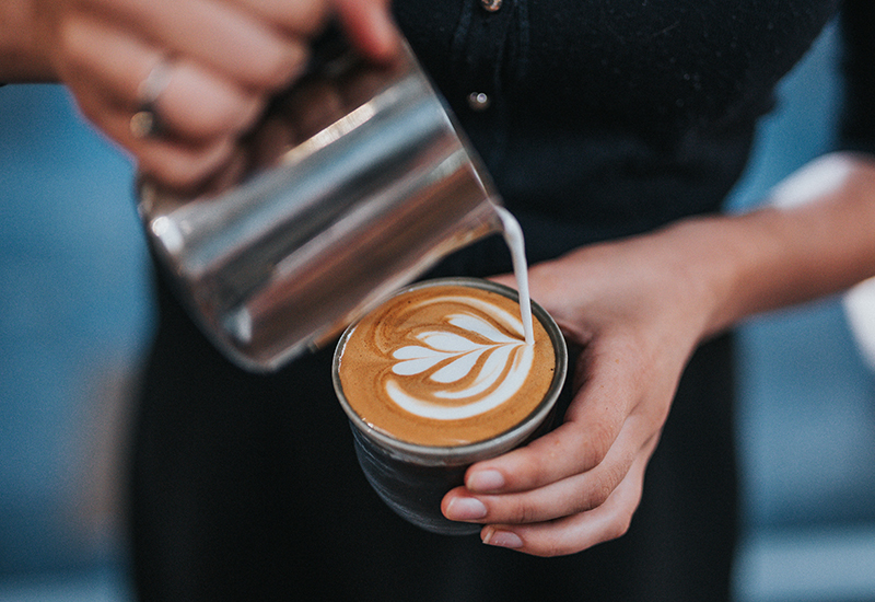 Tự pha latte art đơn giản tại nhà