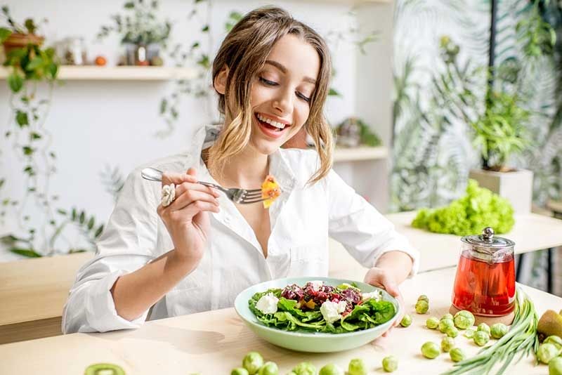 Ăn Ngon, Sống Chậm: Văn Hóa Thưởng Thức Ẩm Thực Đang Dần Trở Lại