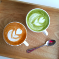 Khi nào nên chọn cà phê, khi nào nên chọn matcha cho buổi sáng?