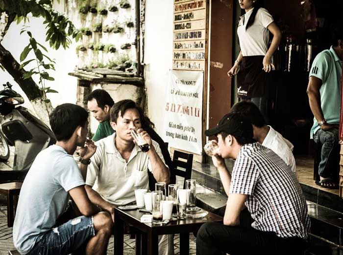 Cà phê phin – nét văn hóa quen thuộc của người Việt